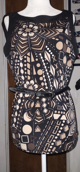 Top - Picture 2 of 2